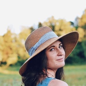 Meet your Posher, Meg